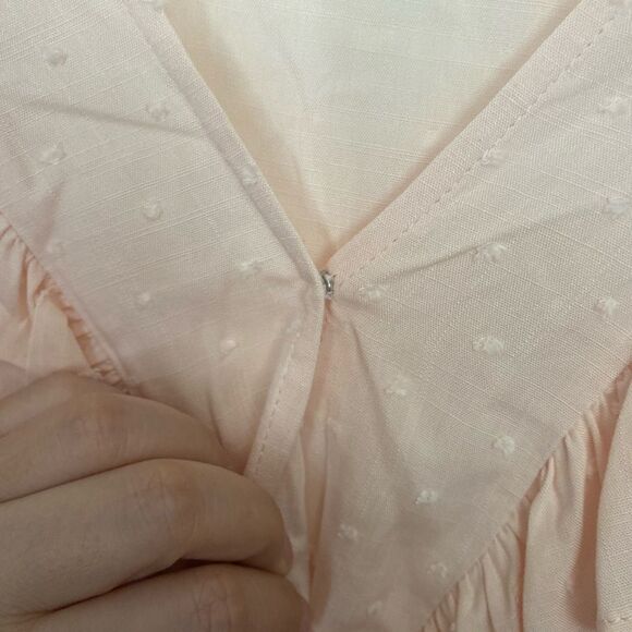 Doe & Rae peachy pink Swiss dot ruffle blouse - Picture 4 of 13